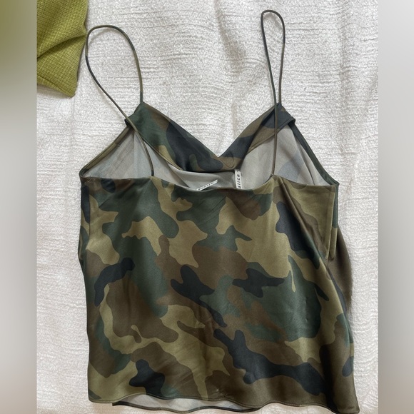 Alice + Olivia Sleeveless Cowl Neck Tank Top - Picture 2 of 4